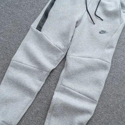 Conjunto  Tech Fleece Cinza Image - 7