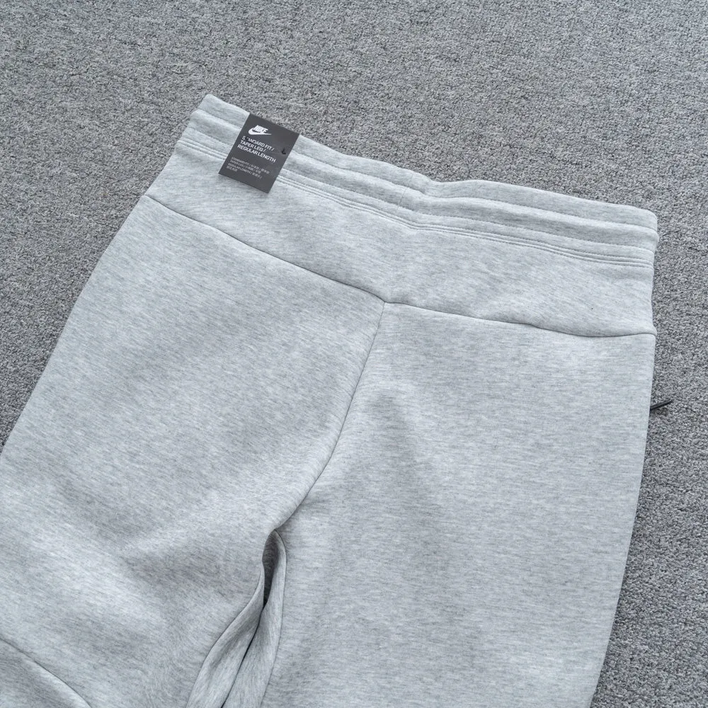 Conjunto  Tech Fleece Cinza Image - 15