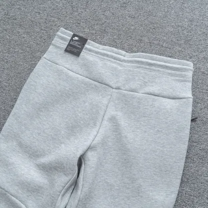 Conjunto  Tech Fleece Cinza Image - 15