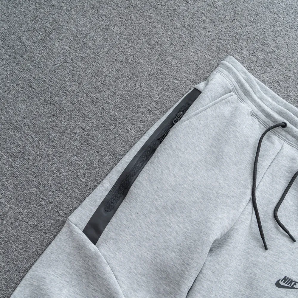 Conjunto  Tech Fleece Cinza Image - 23