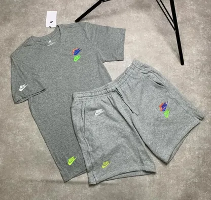 Conjunto Essentials Image - 1