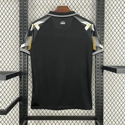 2025/26 REAL MADRID – “ARROW BLACK EDITION” JERSEY Image - 2