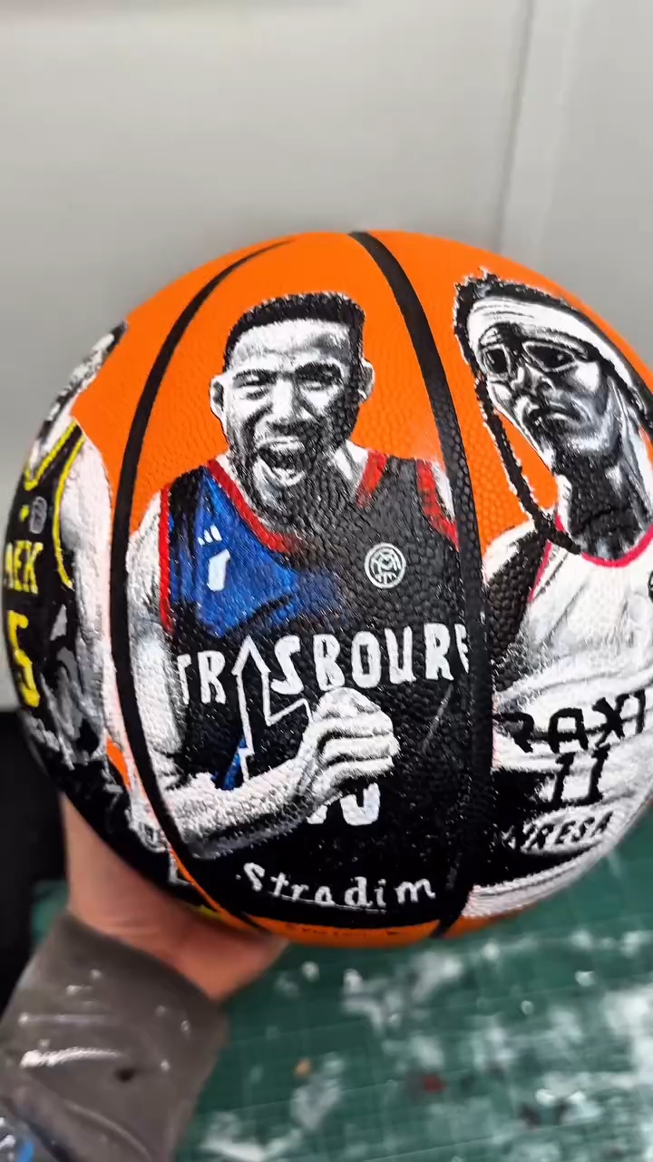 Colson & Moneke Hand Painted basketball Image - 2