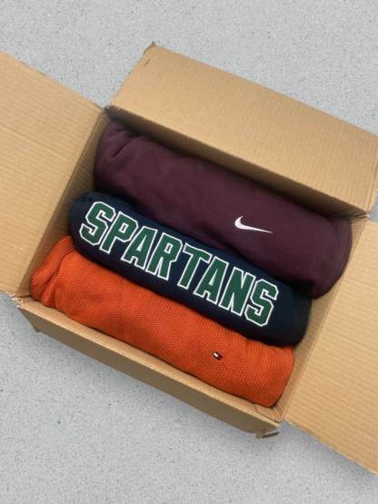 5-Piece Vintage Sweater Box | Vinted Reseller Pack