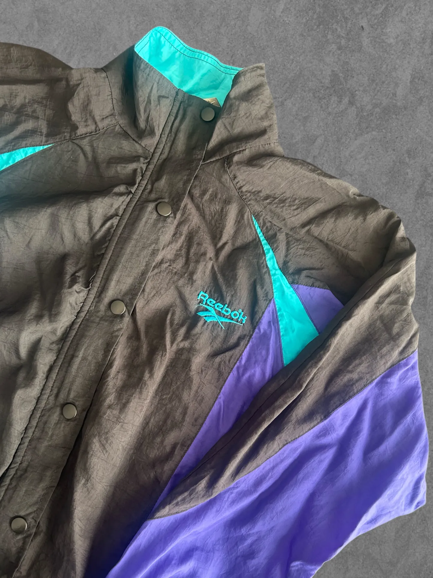 Vintage Branded Windbreaker Box – 5 Stuks