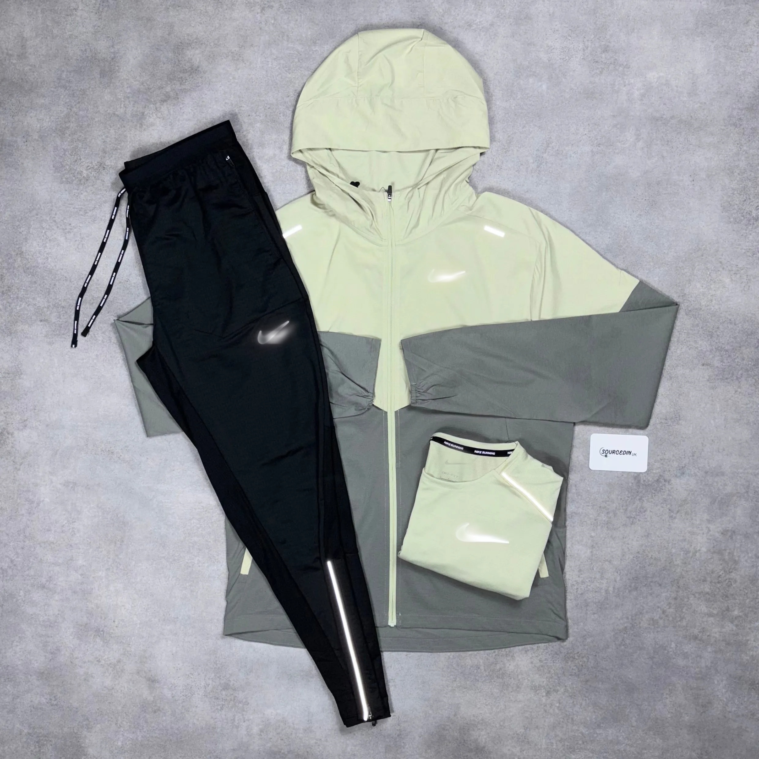 Nk Uv Windrunner Jacket 3-Piece 7” Challenger Short Set