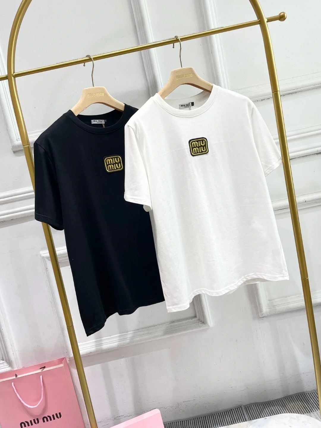 MIU25SS round neck minimalist logo T-shirt