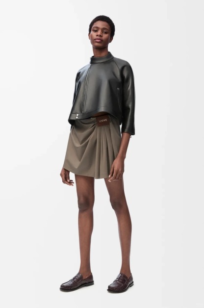 LOE Pleated High Waist Skinny Half Skirt