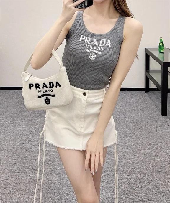 PRAD25SS Classic Knit Vest Light Grey