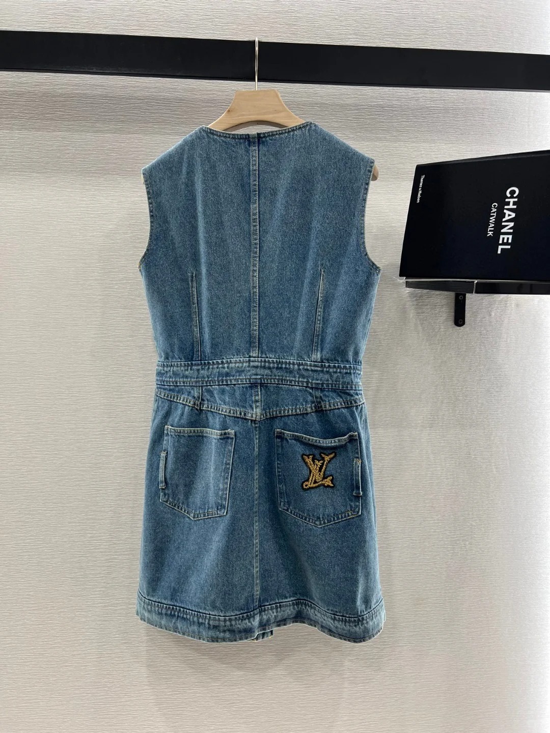 Louis Vuit25SS Sleeveless Vintage Denim Dress