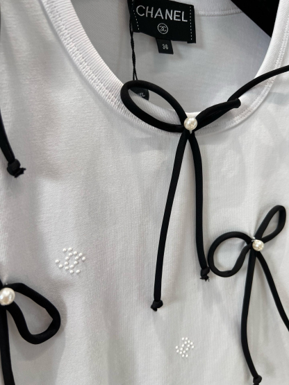 CHANE25SS round neck with rhinestone bow short sleeve t-shirt