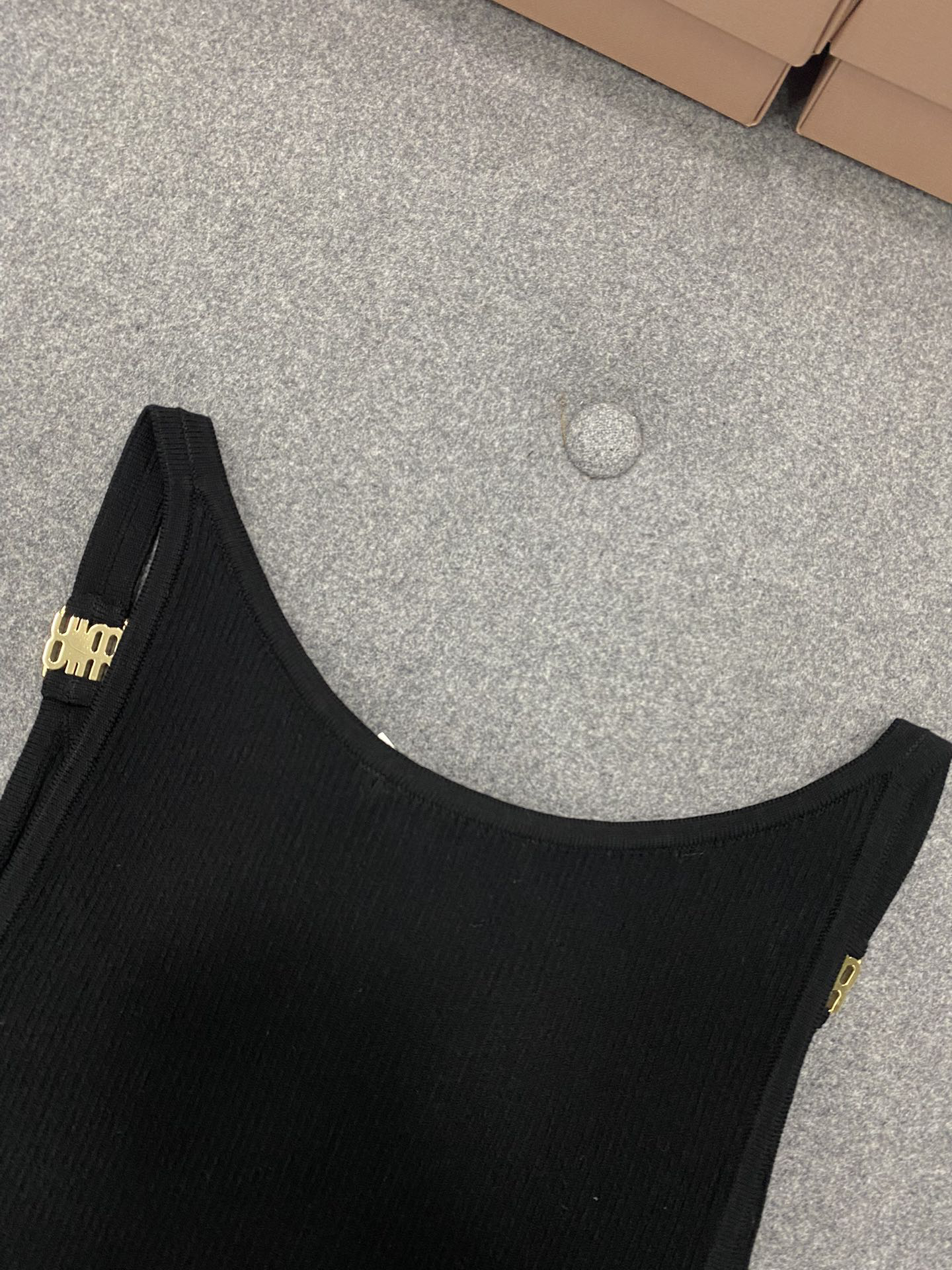 MIU Women's Knitted Vest