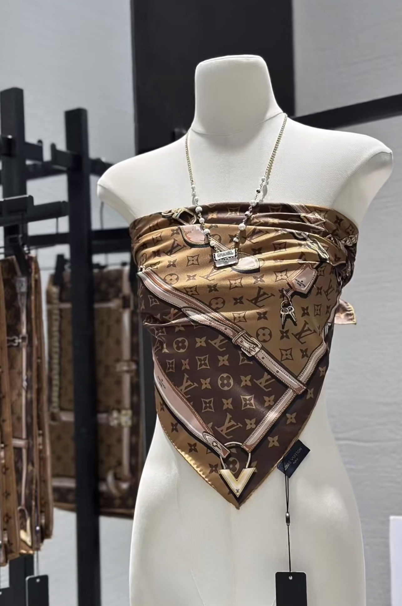 Louis Vuit 90x90cm Twill Silk Square Scarf