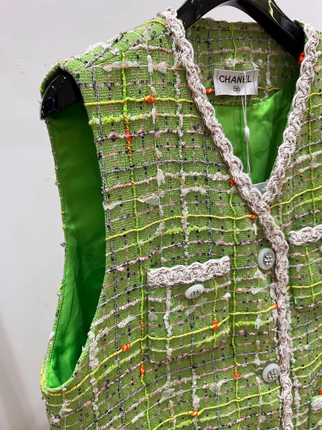 CHANE Fragrance Vest