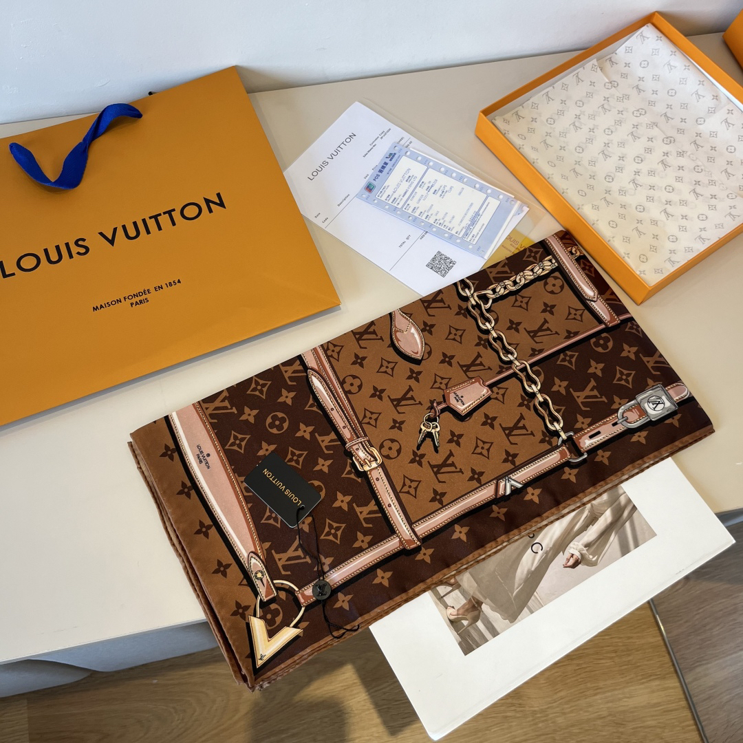 Louis Vuit 90x90cm Twill Silk Square Scarf