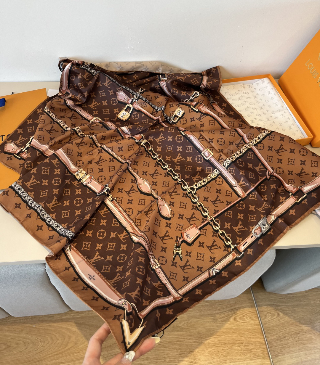 Louis Vuit 90x90cm Twill Silk Square Scarf