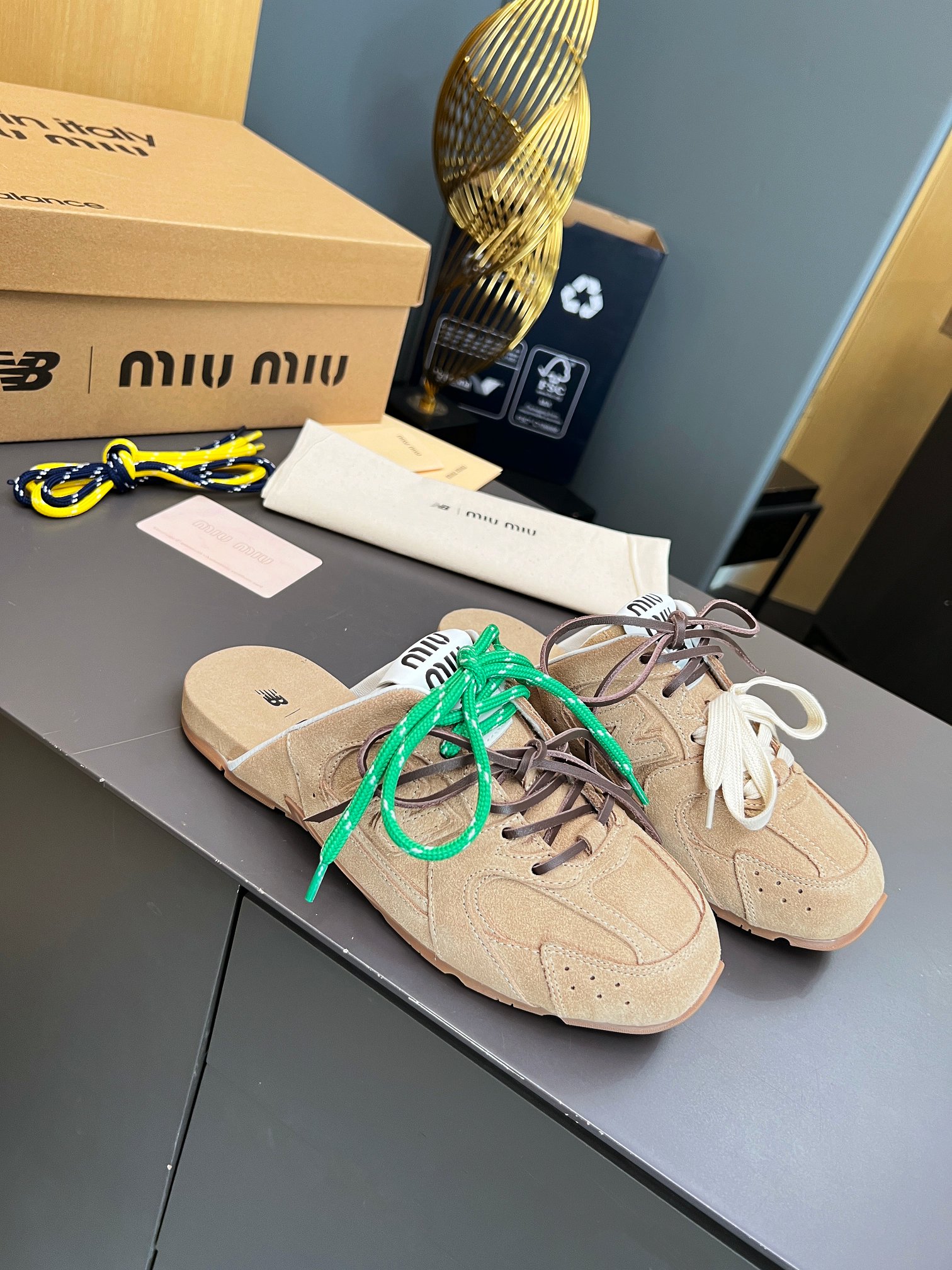 NEW BA x Miu Casual Sneakers