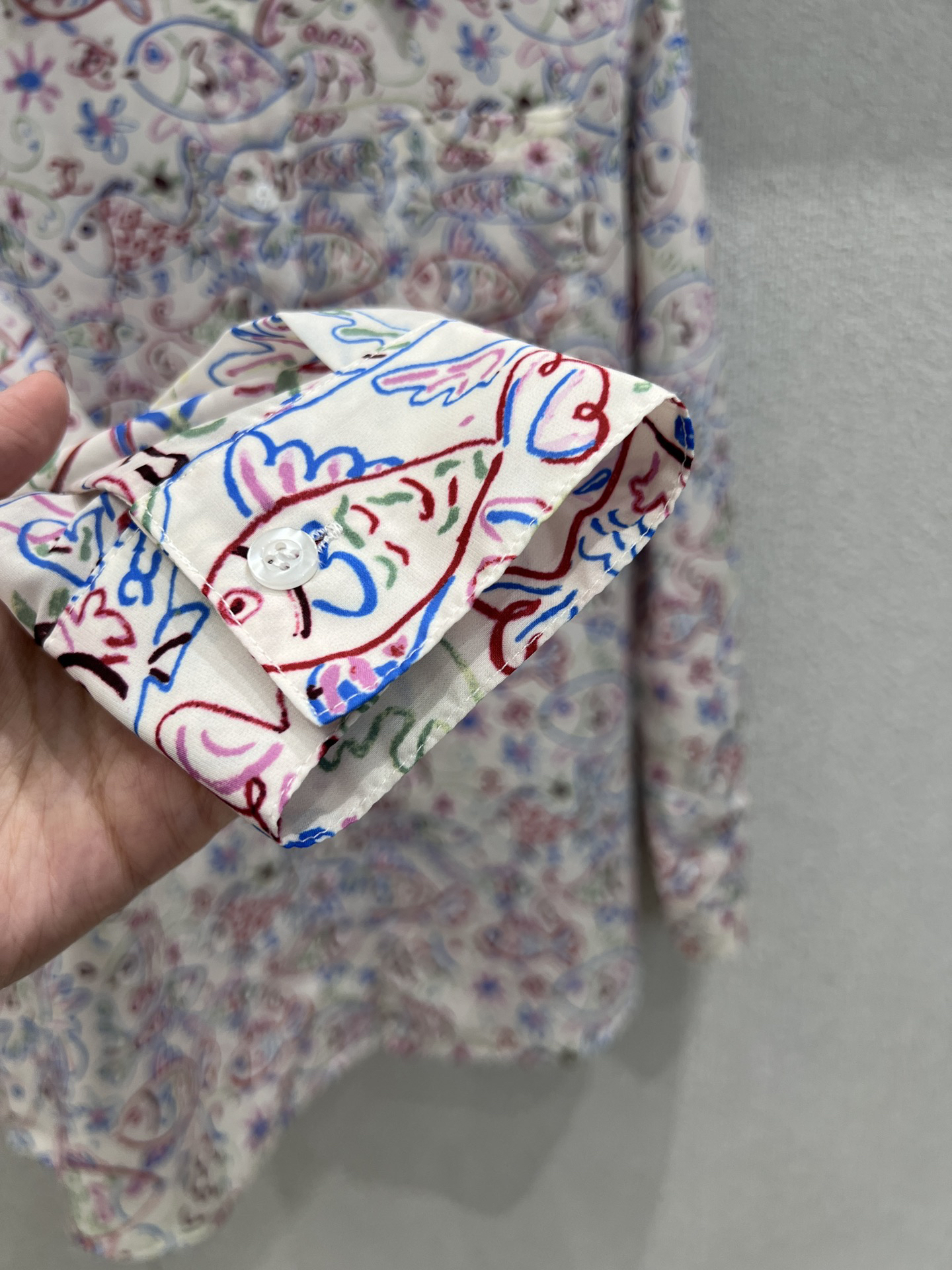 CHANE25SS Fish Graffiti Print Long Sleeve Shirt