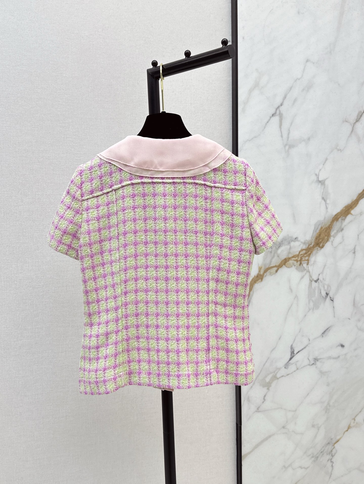 CHANE25SS Doll Neck Short Sleeve Tweed Top