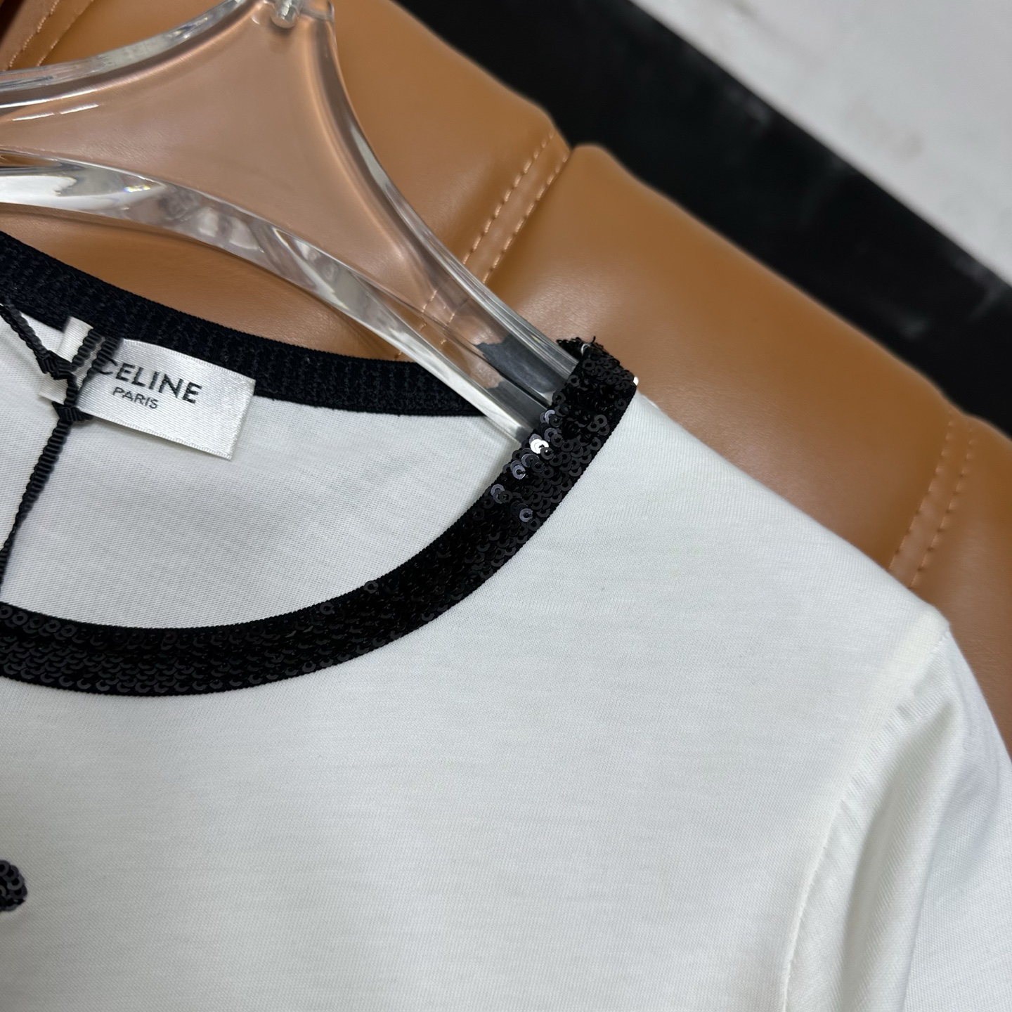 CHANE25SS Colorblocked Round Neck Logo Embroidery Slim Fit Short Sleeve T-Shirt