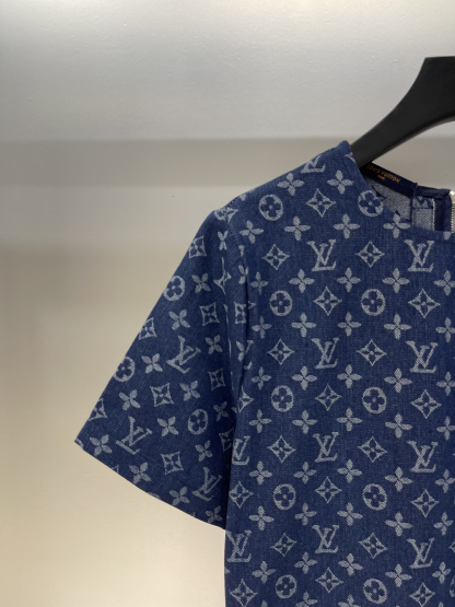 LU25SS Rhinestone Round Neck Short Sleeve Denim Dress