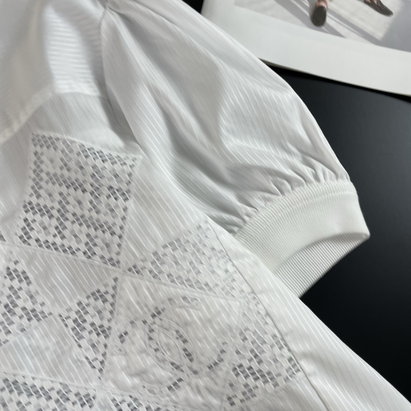 CHANE25SS Cutout Fabric Embroidery Short Sleeve Top