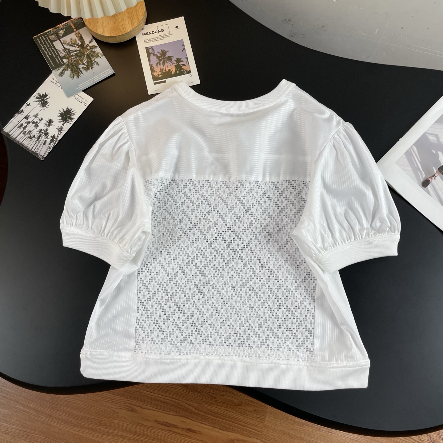 CHANE25SS Cutout Fabric Embroidery Short Sleeve Top