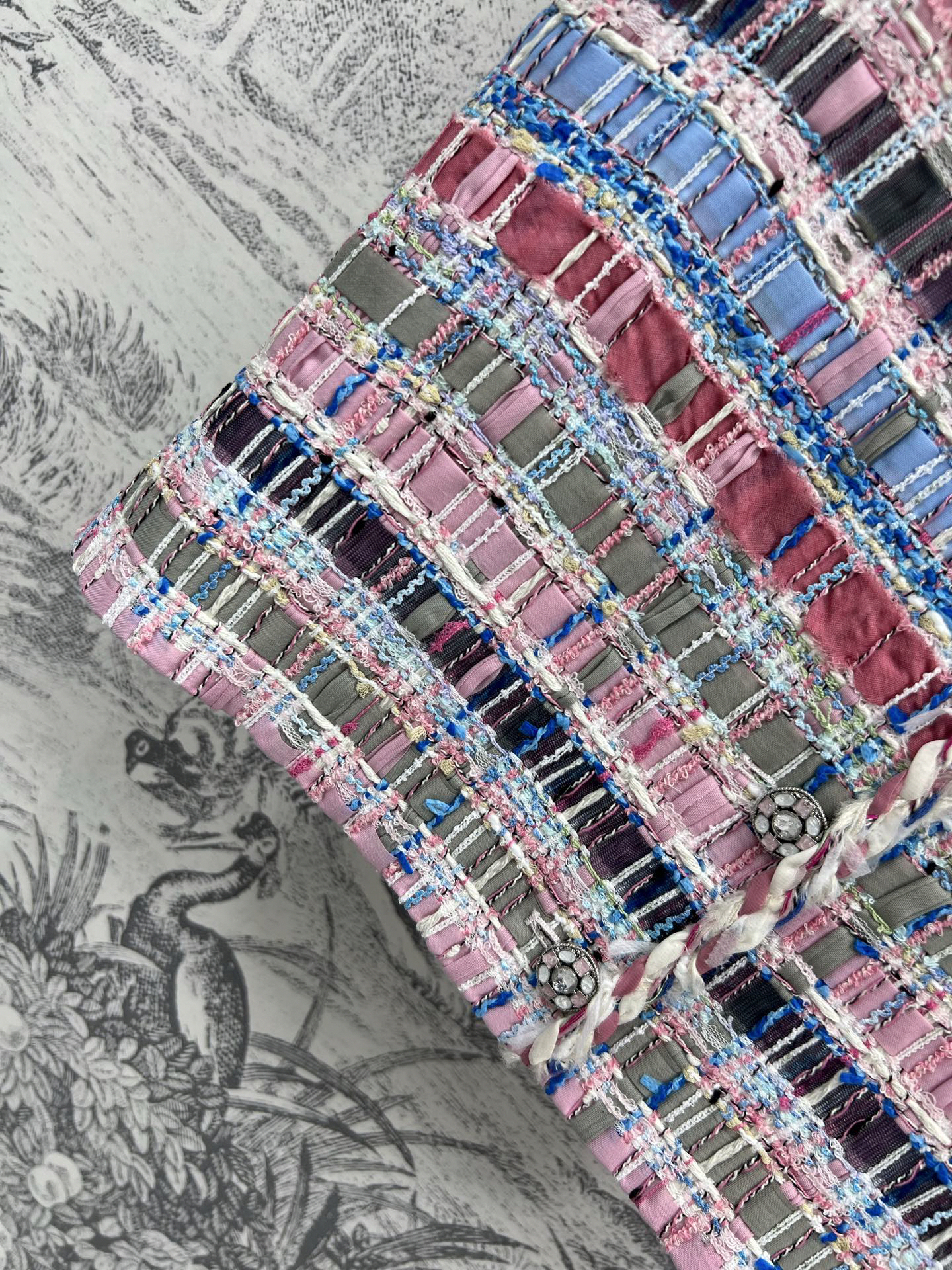 CHANE25SS Colorful Woven Tweed Vest