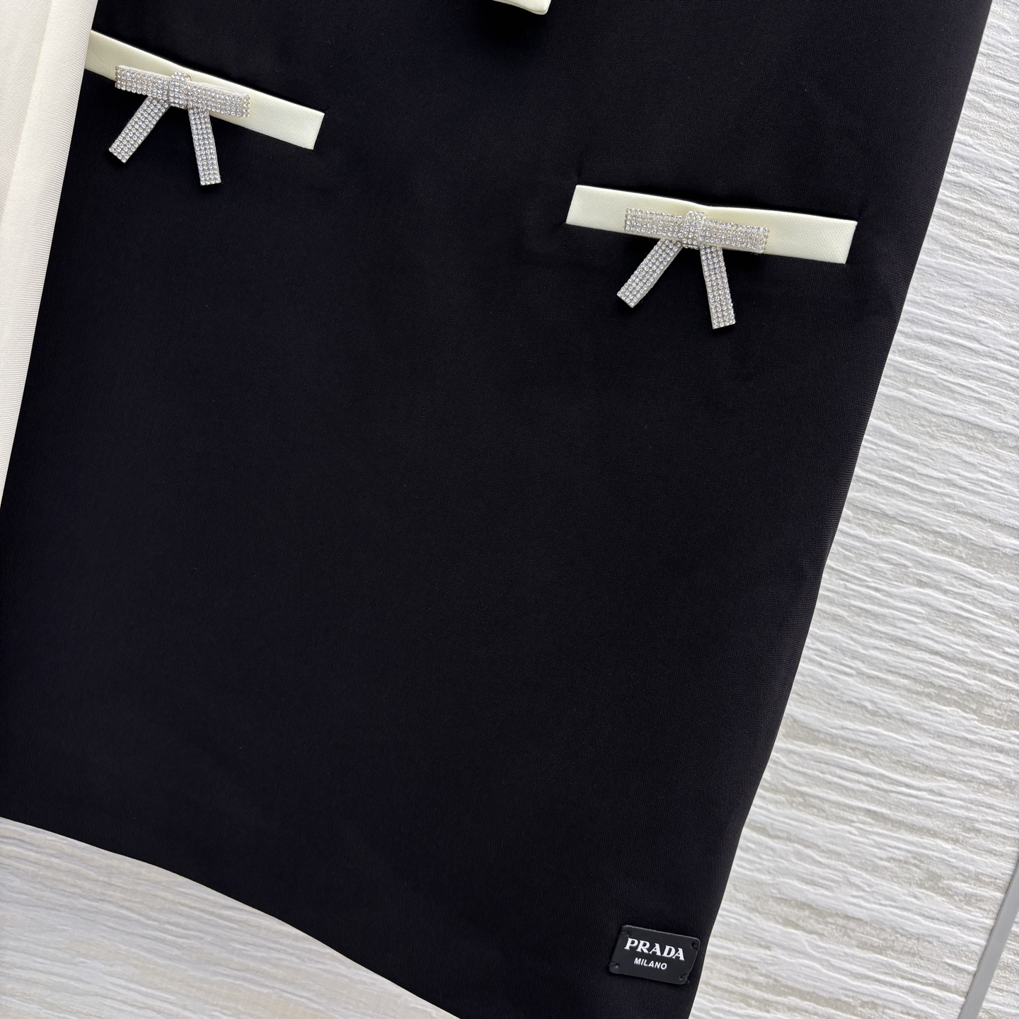 PRAD25SS Black and White Color Clash Vest Dress