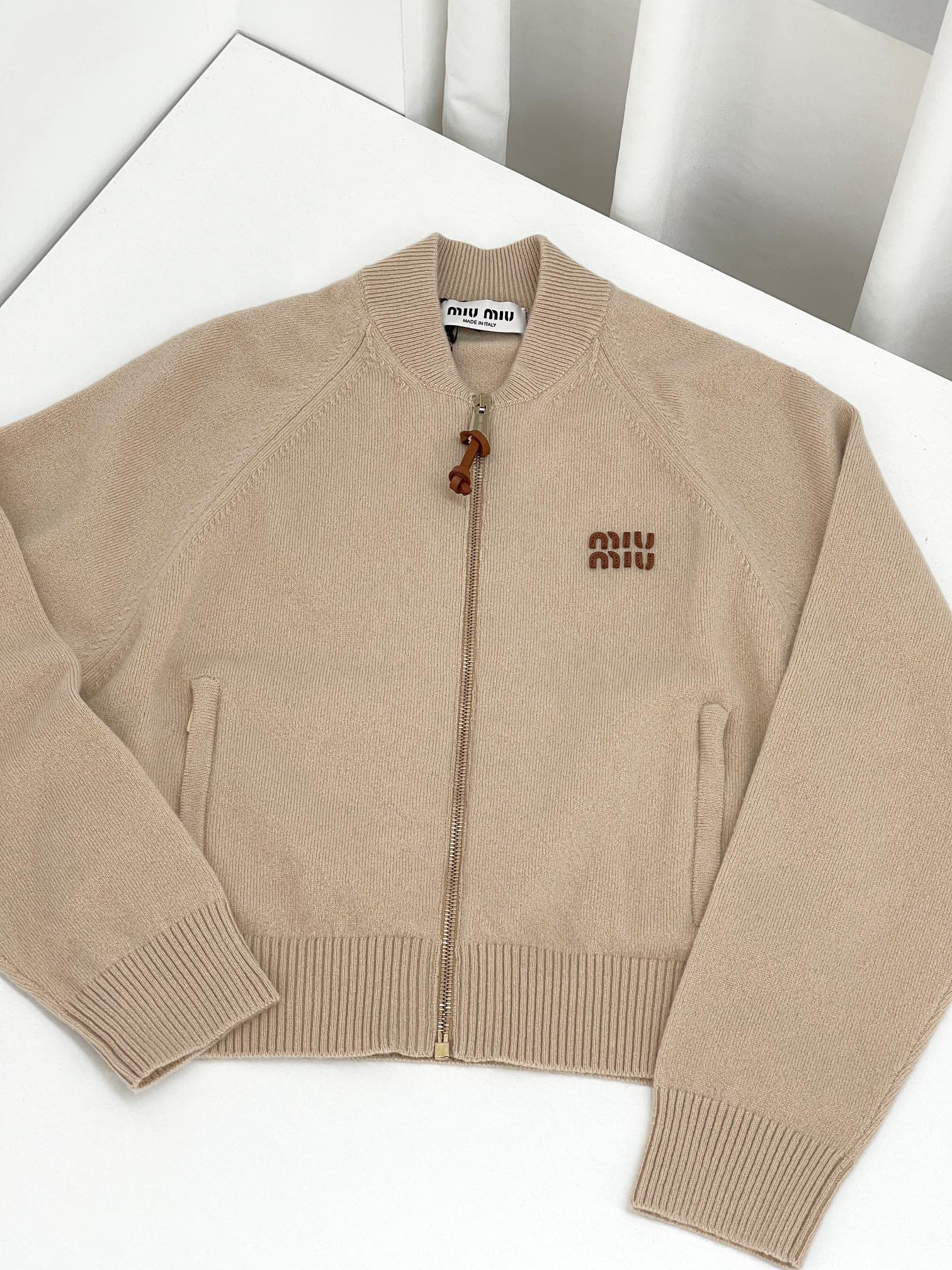 MM Knitted baseball zipper cardigan