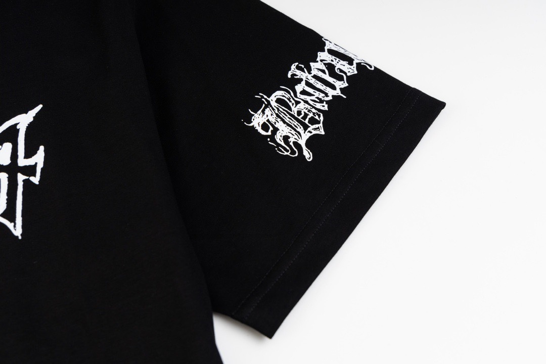 BA Graffiti printed short sleeved shirt