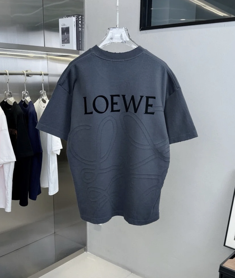 LEW Embroidered large logo T-shirt on the back