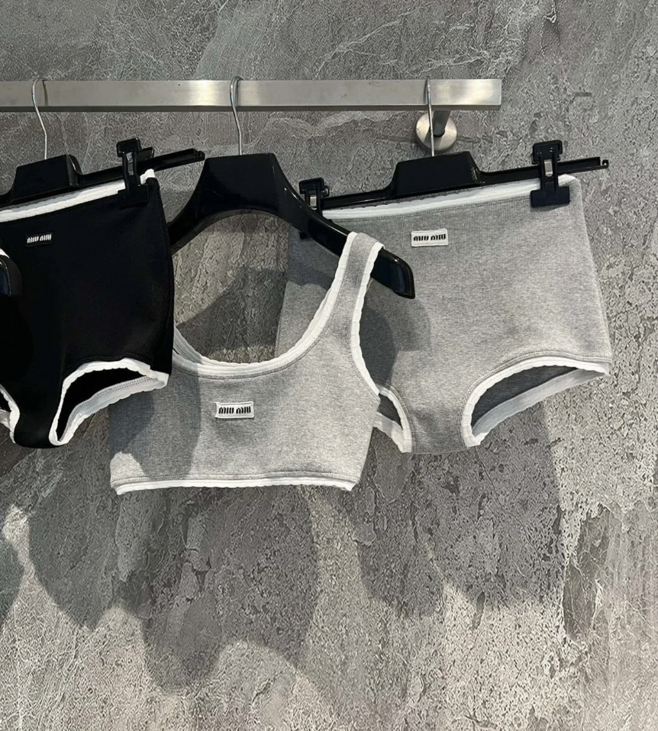 MM Color blocked vest shorts 2-piece set