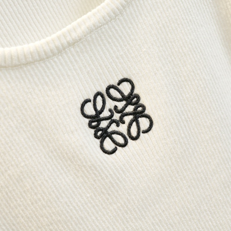 LEW Small embroidered vest