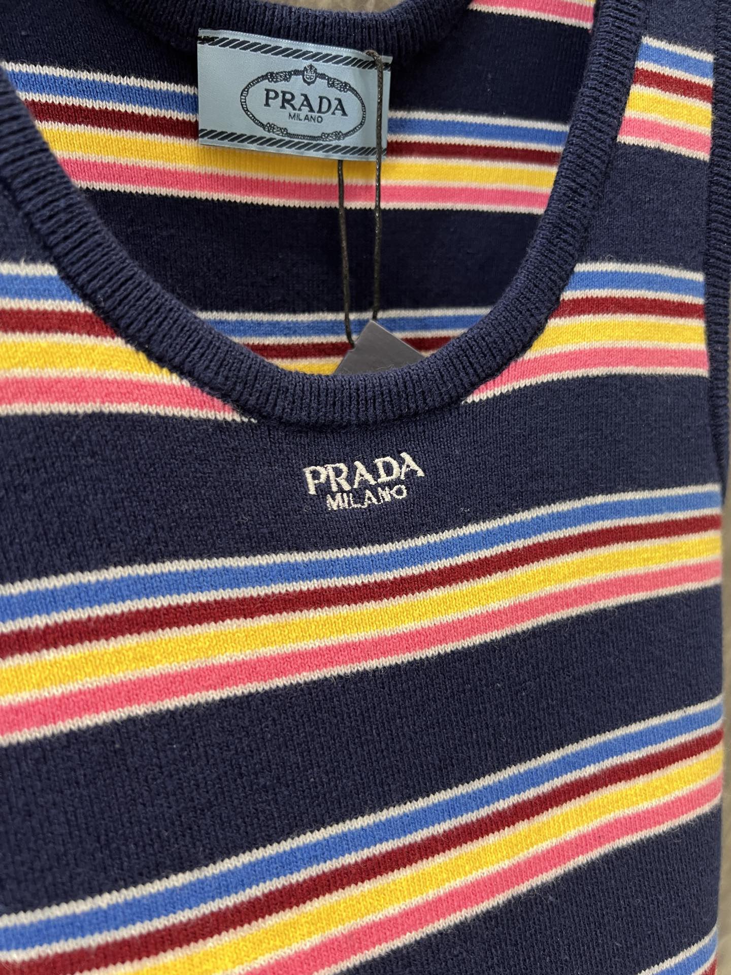 PLD V-neck color stripe knitted sling