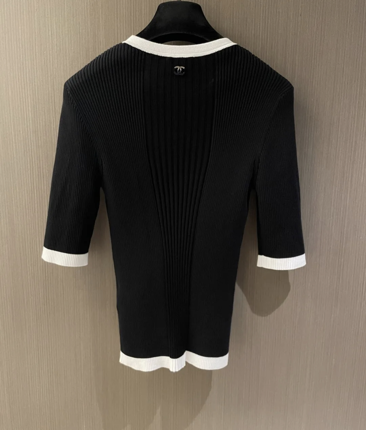 XX Hollow knit short sleeves