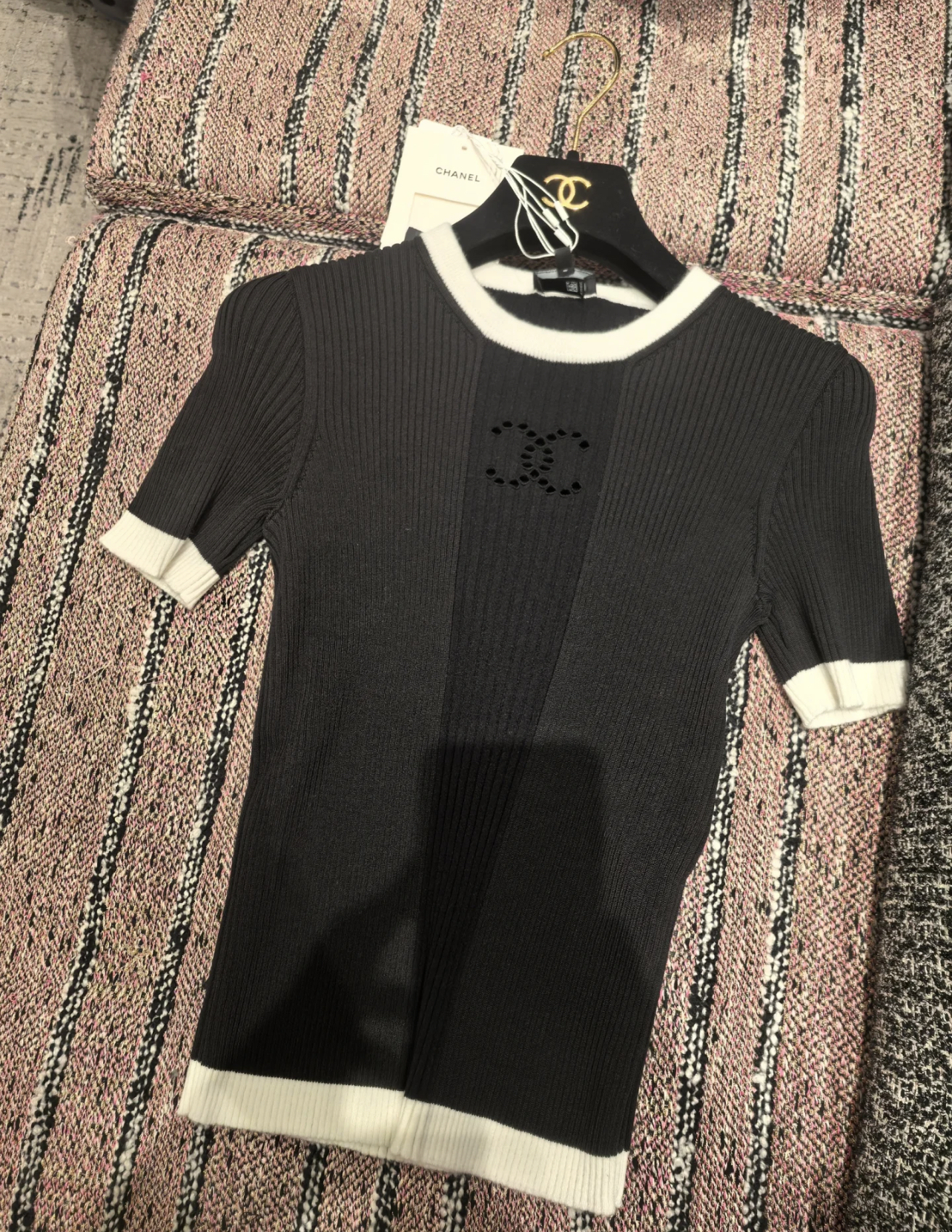 XX Hollow knit short sleeves