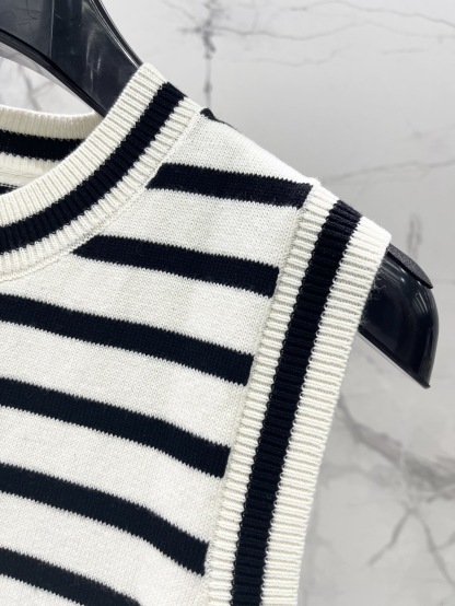 CLIN 25SS Tank tops