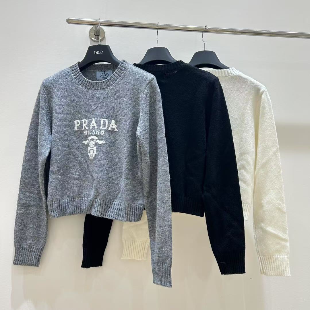 PRD Lettering Logo Pullover