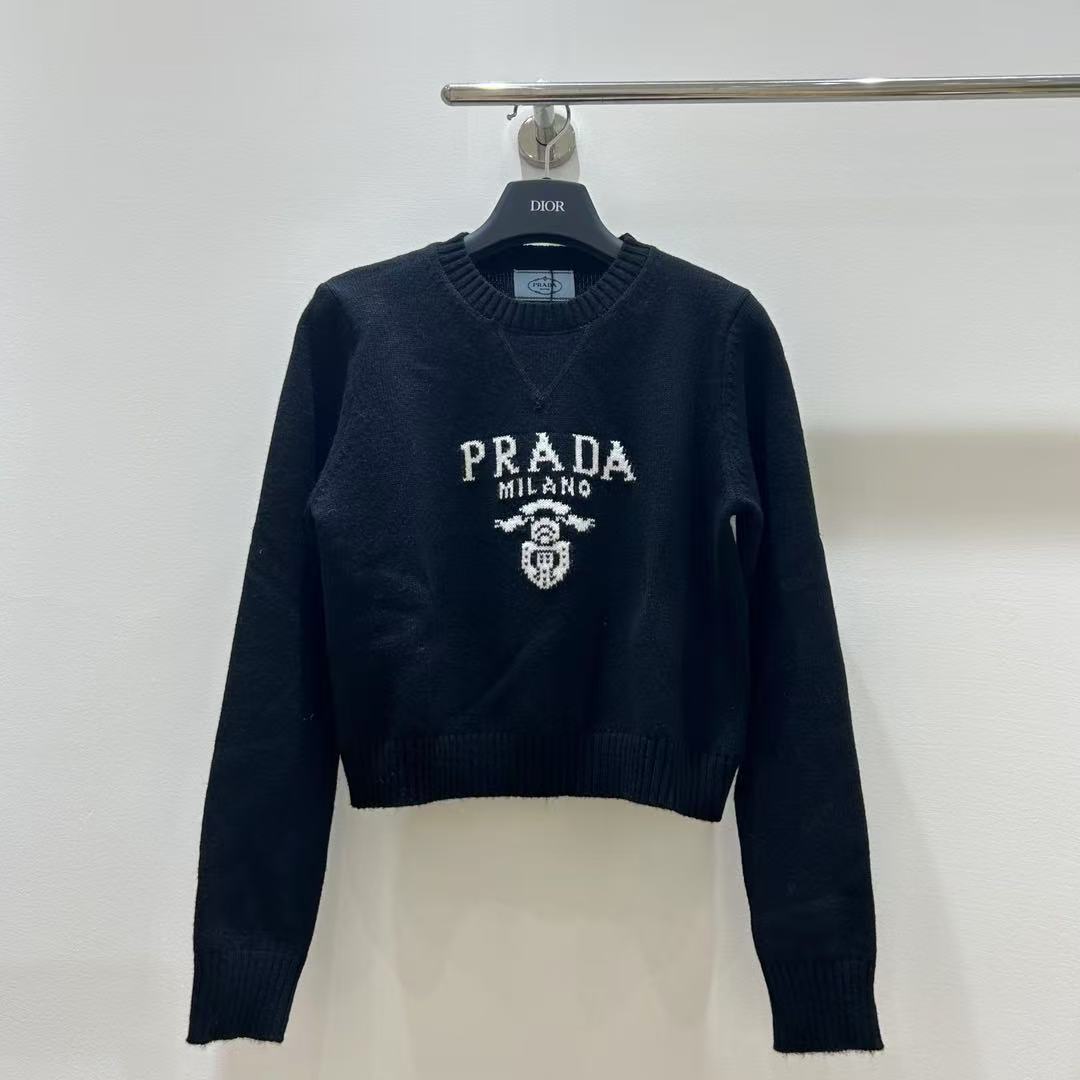 PRD Lettering Logo Pullover