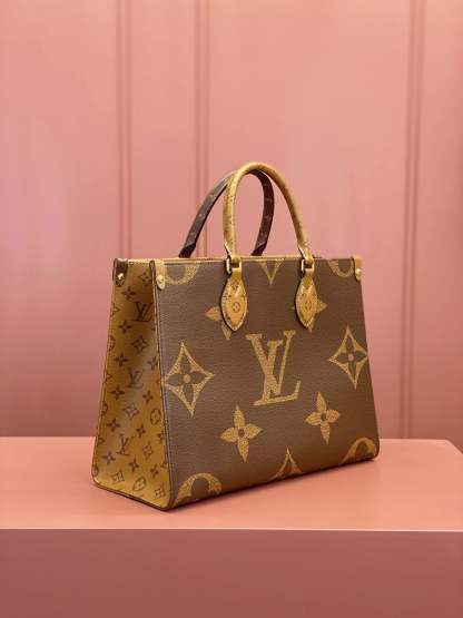 OnTheGo MM Monogram