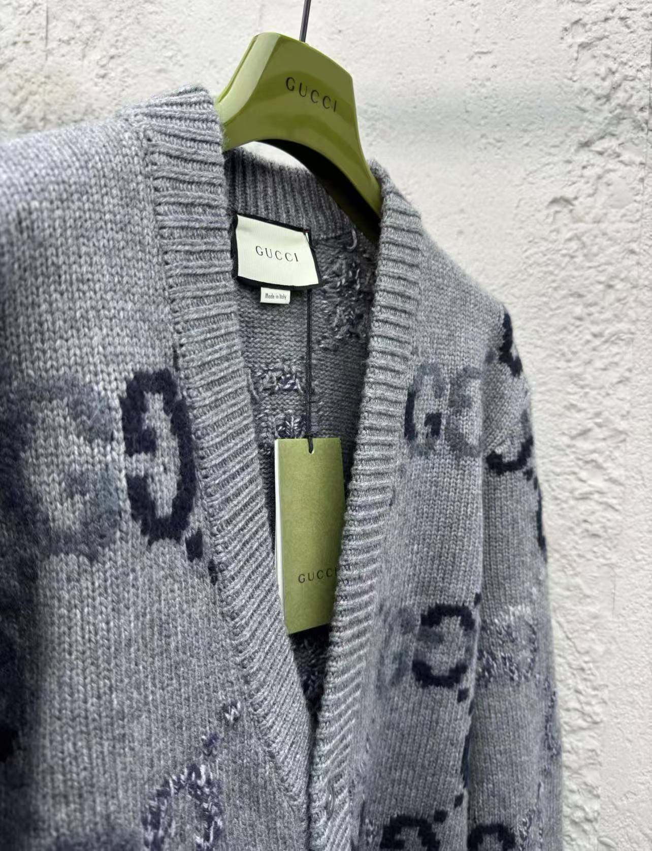 GG 25SS gradient knitted cardigan