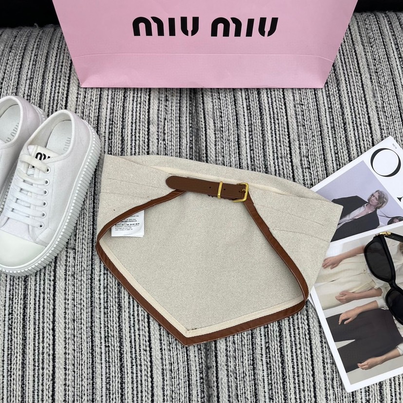 MM25SS Colorblocked Side Design Denim Sheath Top