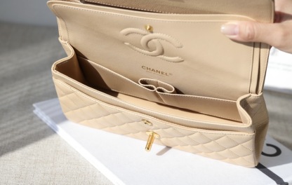 clssic flap medium sf