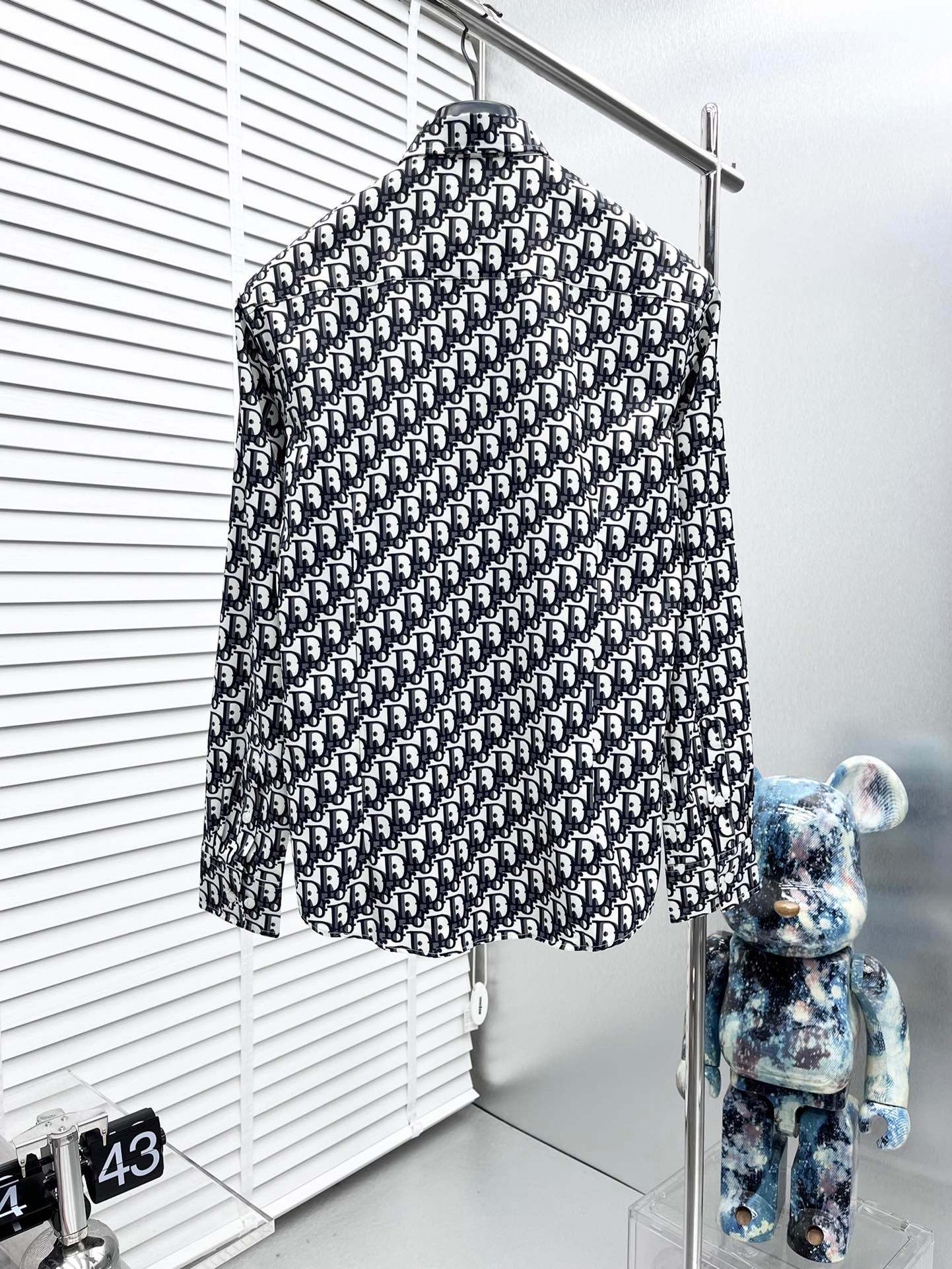 DIA Logo Printed Shirt