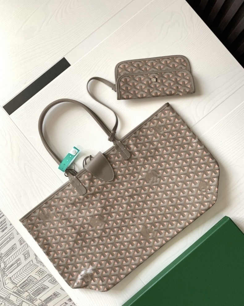 goyard  tote