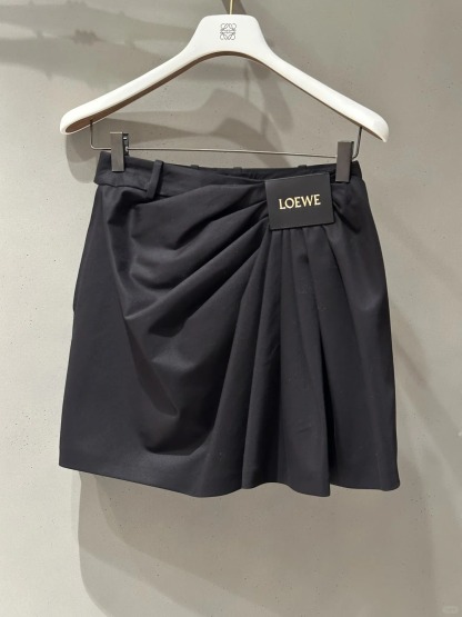 LOE Pleated High Waist Skinny Half Skirt