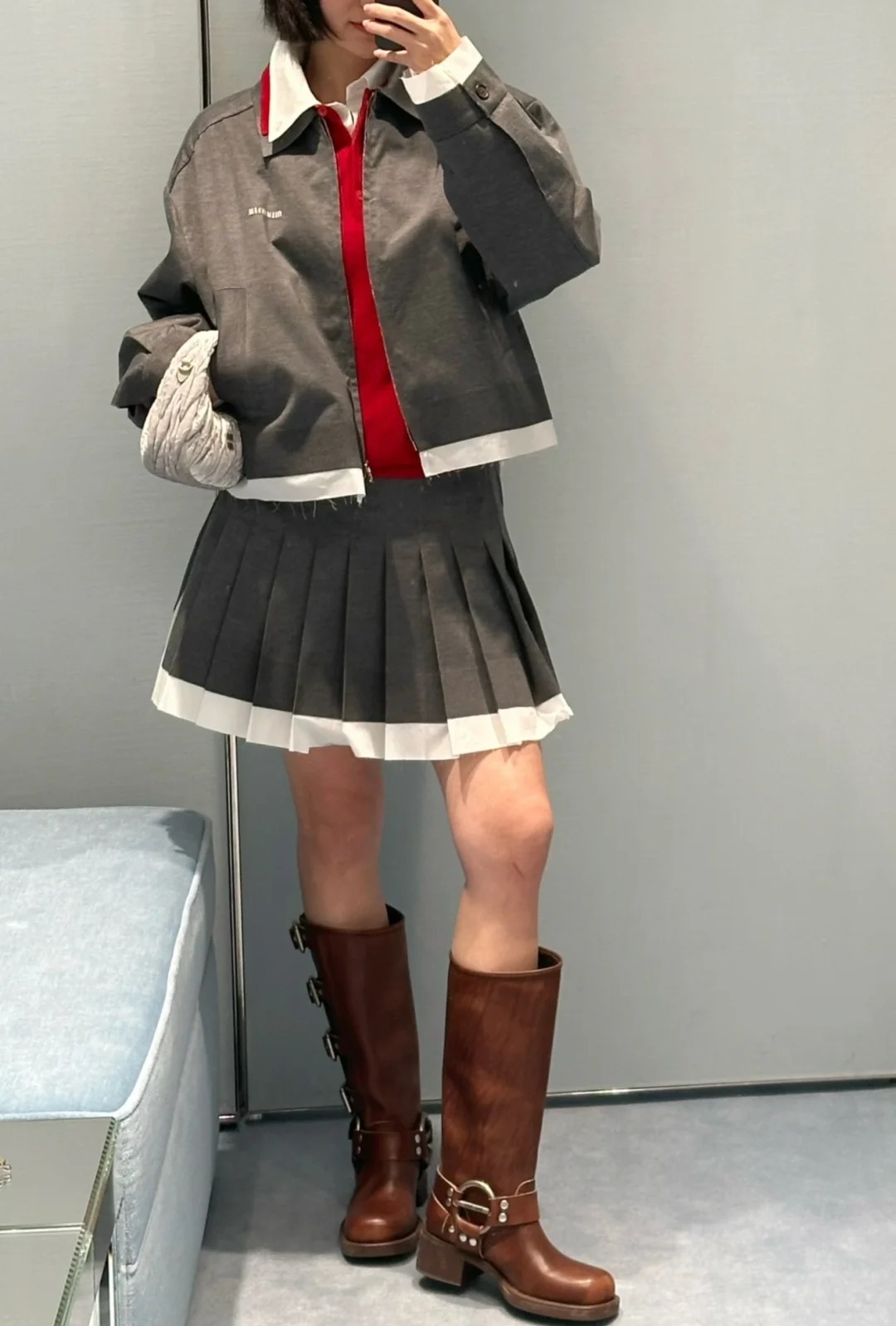 MIU 25SS Colorblocked Pleated Short Skirt