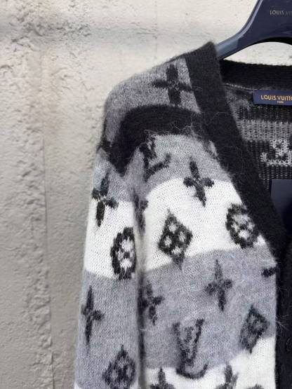 25SS 1VMohair cardigan