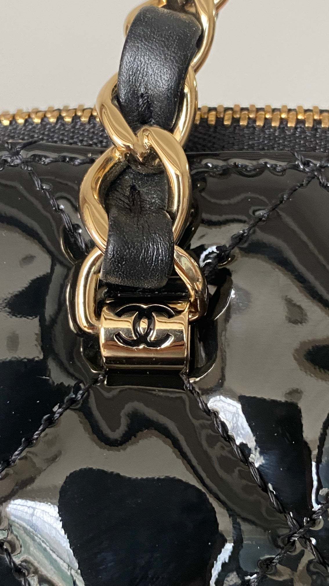 Small handbag patent calfskin